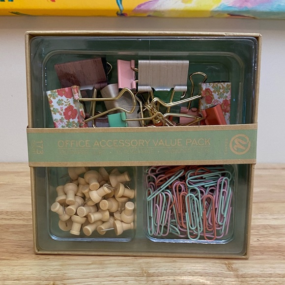 U Brands Office Accessory Value Pack Paper, Clips Push Pins and Binder Clips - Picture 4 of 4